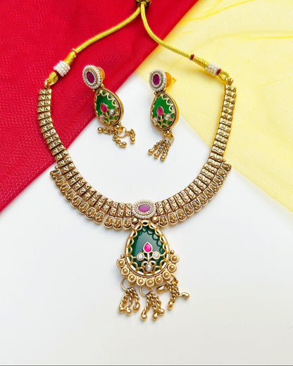 Emerald Green Filigree Pear-Drop Necklace Set