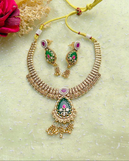 Emerald Green Filigree Pear-Drop Necklace Set