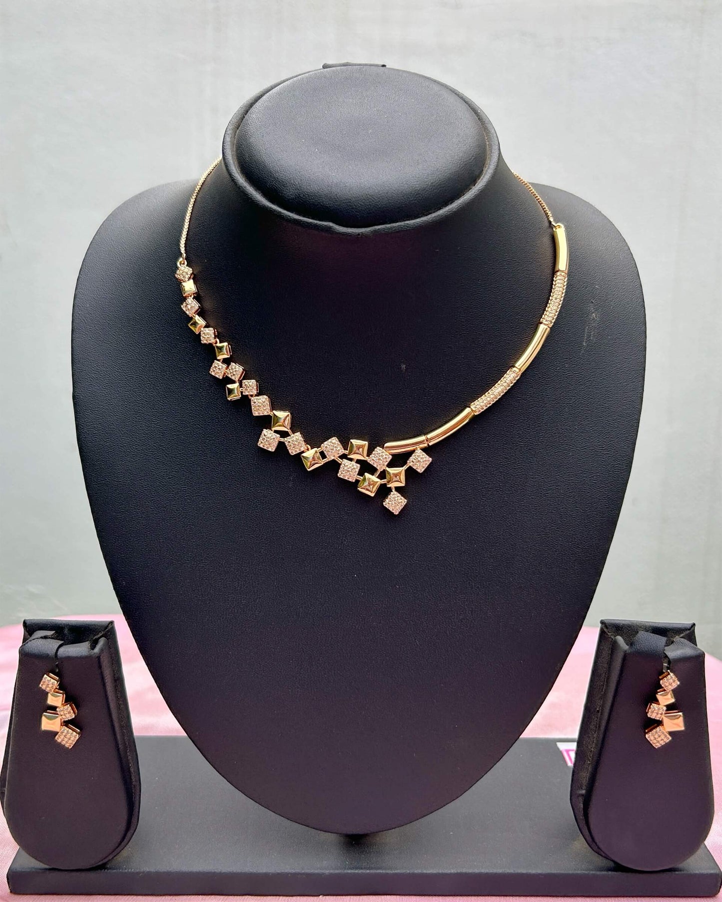 necklace for wife