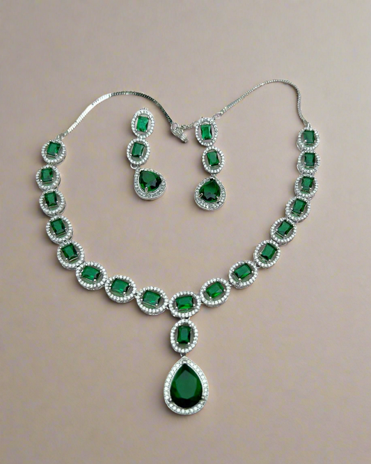 Emerald Elara Zirconia Necklace Set