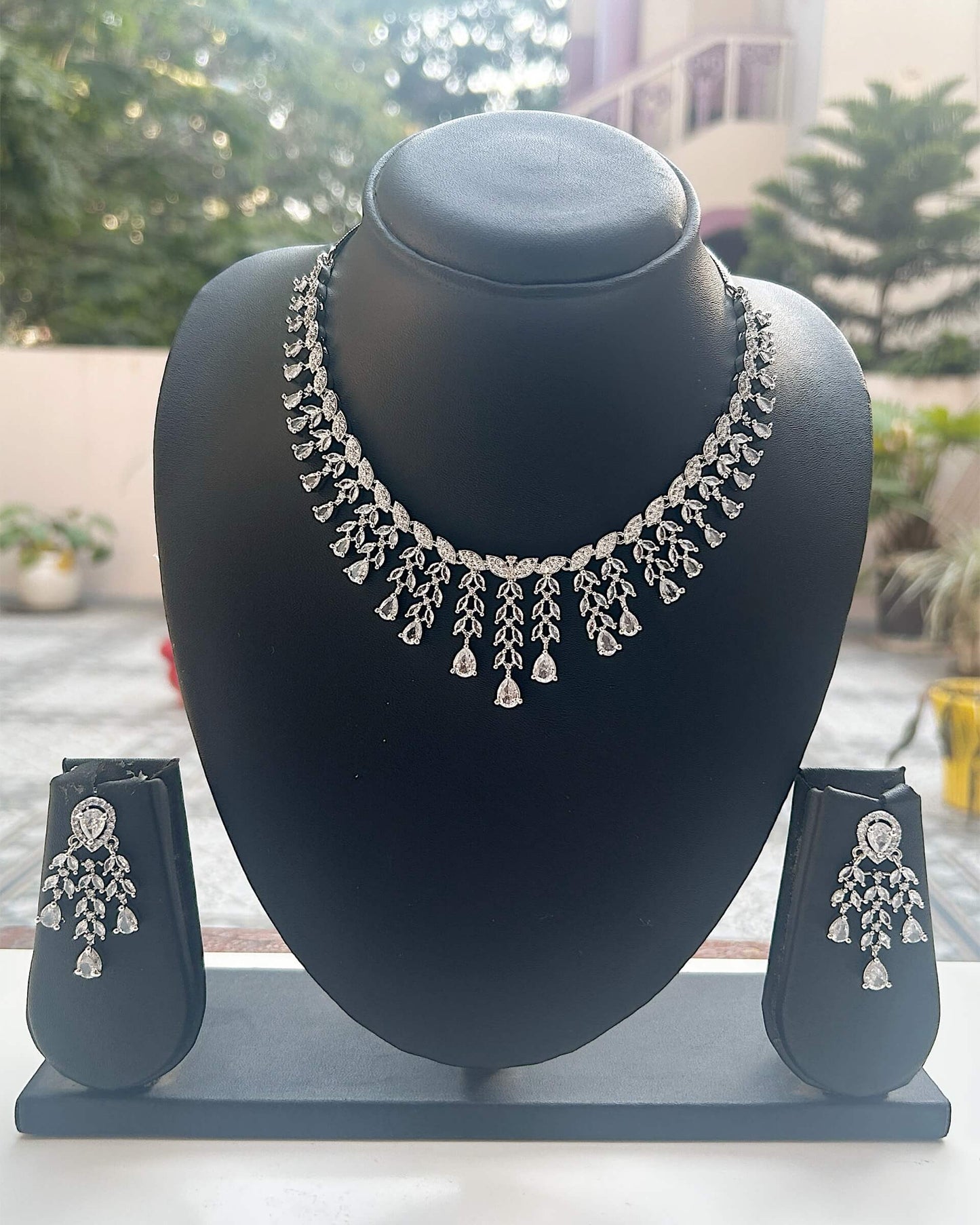 Intricate Waterfall Necklace Set