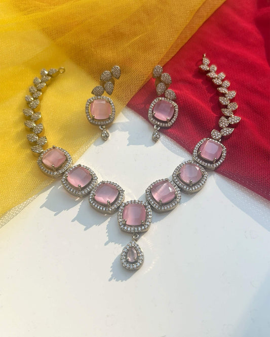 square-cut central stones Necklace Set